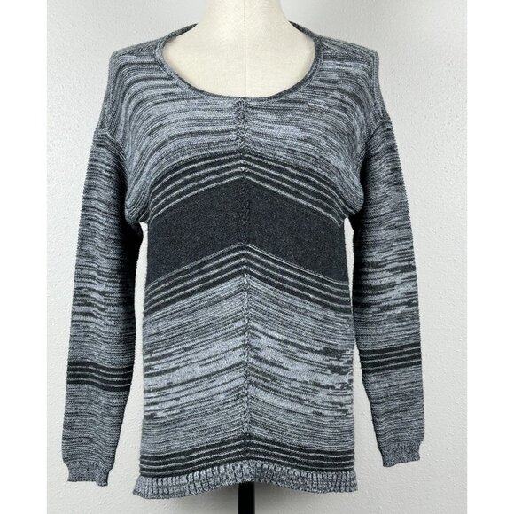 Maurices Womens Size L Gray Chevron Stripe Long Sleeve Tunic Sweater Pullover - Picture 1 of 16
